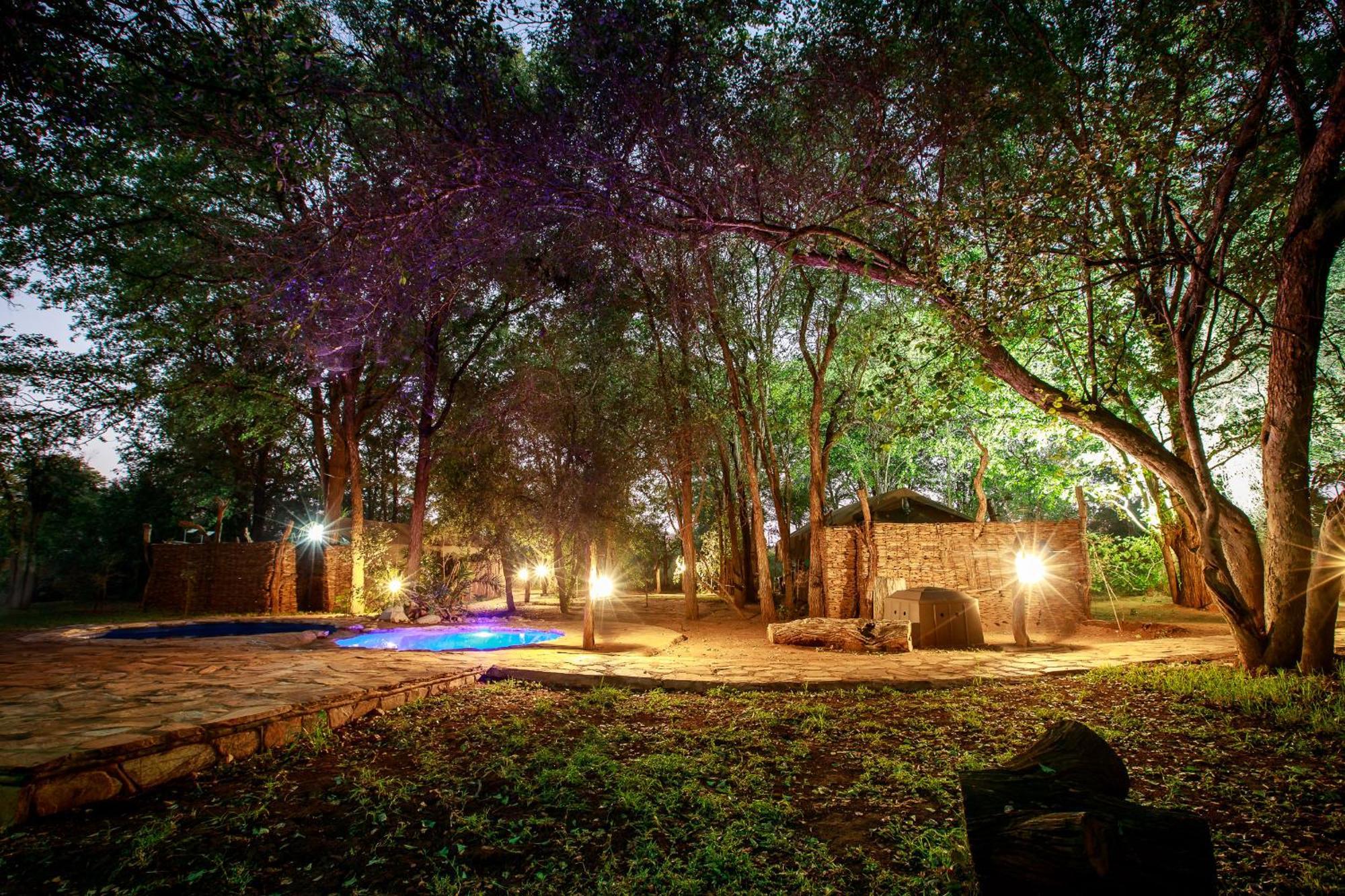 Sable Creek Safari Lodge ツァニーン エクステリア 写真